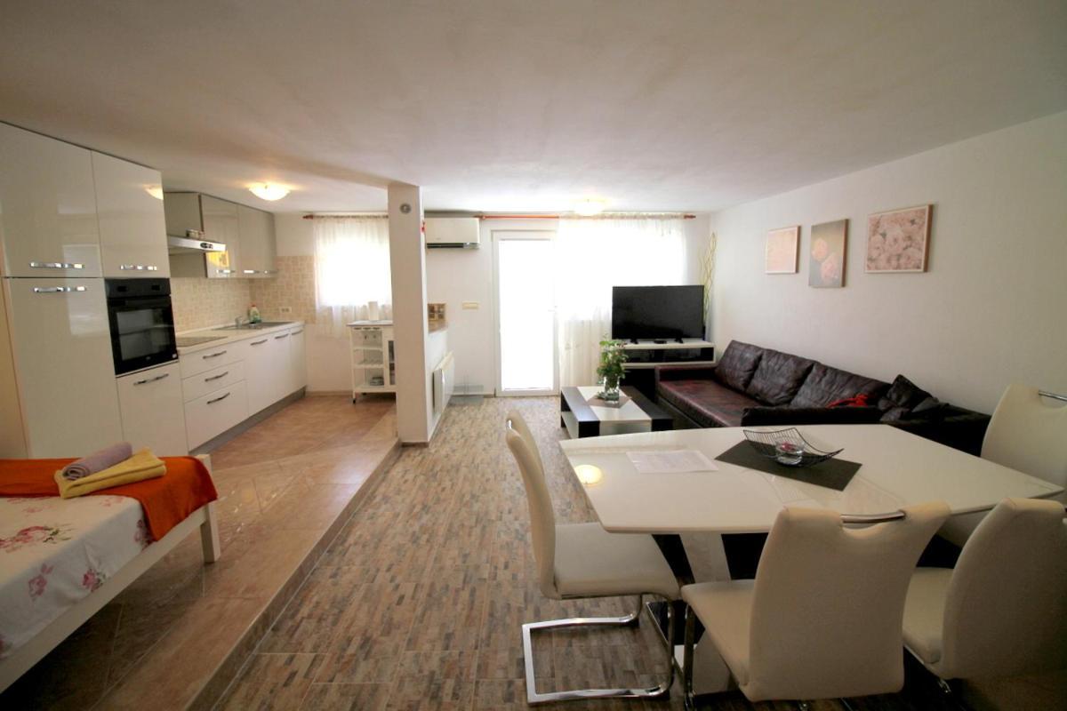 Green Place Apartments Portorož Zewnętrze zdjęcie